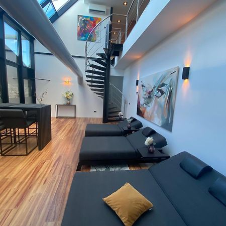 Wellness Dome Penthouse Suite Керкраде Экстерьер фото